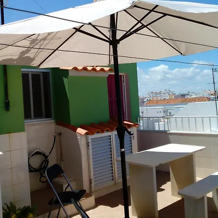 Residencia Matos Pereira 빌라레알데산토안토니오